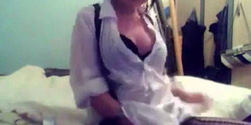 Adolescente cutie masturbándose - video 1