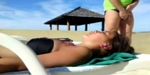 beach cum shot vid