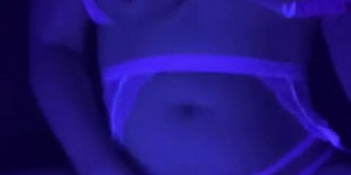 Hot milf riding glow in the dark dildo (amateur )