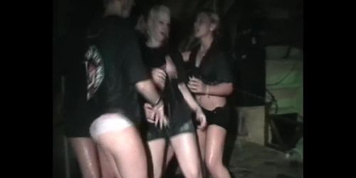 SLUTS GET WILD AND DIRTY IN NAPA BAR PARTY WITH MUM