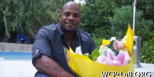 Ebony guy fucks his GF - video 5