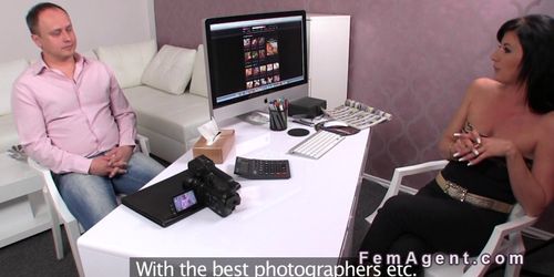 Female agent sucks cock to amateur guy