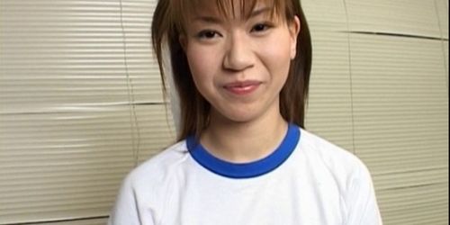 Travieso pelirroja jap school babe dando fino masturbación con la mano