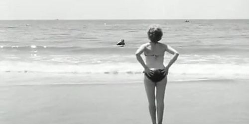 Rue Mcclanahan Bikini Scene  in Hollywood After Dark