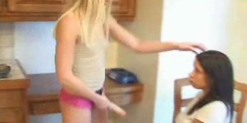 Hailey Paige Lesben Strapon Anal Bestrafung