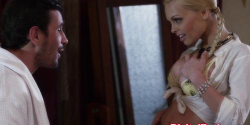 DIGITAL PLAYGROUND - Busty Jesse Jane sucks and fucks closeup