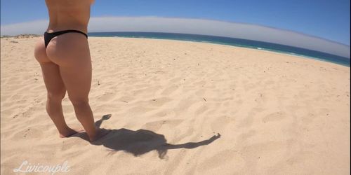 namorada de bunda perfeita faz SEXO na PRAIA(POV)