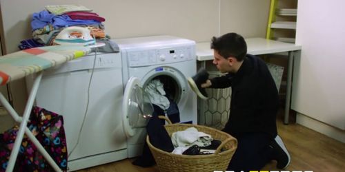 Spontaneous hot fucking in the laundry room