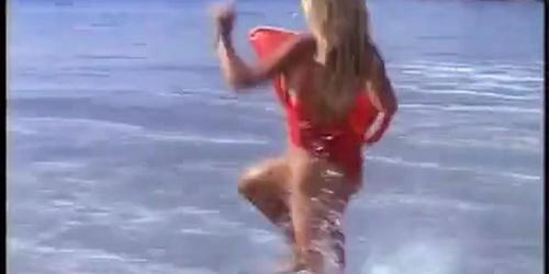 Pamela Anderson Sexy Scene  in Baywatch