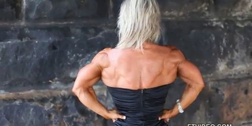 amazing muscle woman