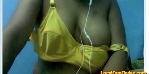 Busty Indian babe on webcam - video 1 (amateur )