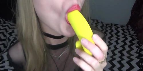 Peas And Pies Banana Sucking Sensual ASMR Video