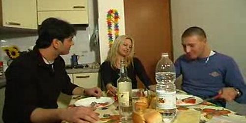 Sapore Di Madre Scene 2 jk1690