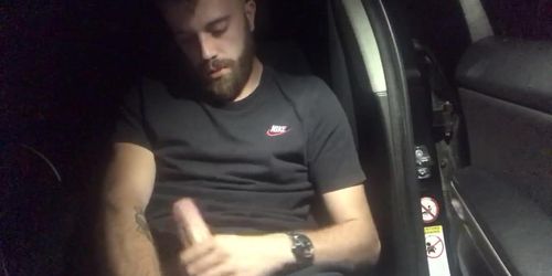 Teen Masturbates In His Car - MattThom98 (MattThom98 )