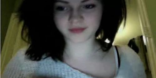 Hot teen show nice boobs on chatroulette - Tnaflix.com