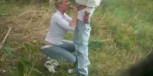 Firm blonde girlfriend blowing and fucked outdoors - video 1