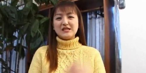 ALL JAPANESE PASS - Young Yuki plasy with her ceamy twat (Yuki Amagi)