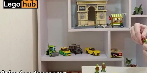 3 Lego minifigures of Vietnamese soldiers (Legohub )