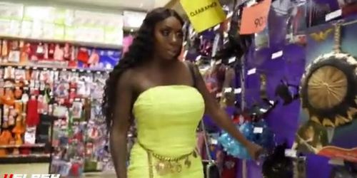 bold ebony flashes chocolate boobs in public