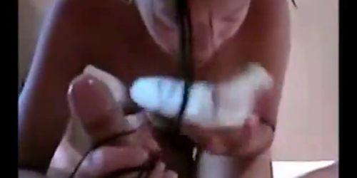 Asian wife gives nice blowjob with happy end