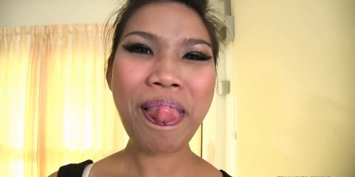 Super sexy Thai girl gets pounded hard (amateur )