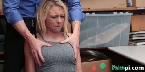 Teen blonde is starting to like that fuck rod