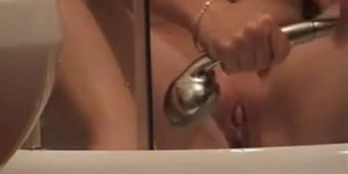 vattenPOSTRUNC orgasm - video 3