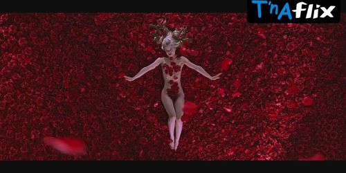 Mena Suvari Sexy Scene  in American Beauty