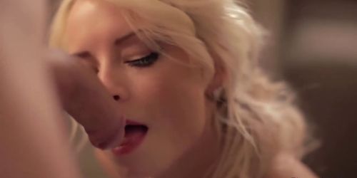 Beautiful Blonde Sucking Her Man'S Dick