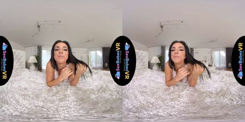 SexBabesVR - 180 VR Porn - Sexual Impulses with Foxii Black