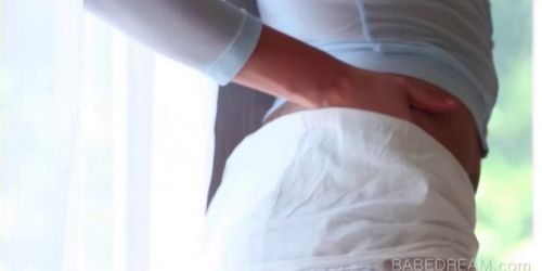 Teenage seductress exploring her soft pussy in bed - video 2