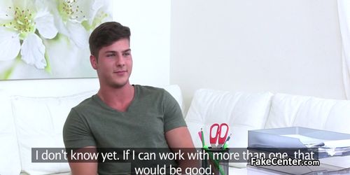 Female agent made guy to cum on casting