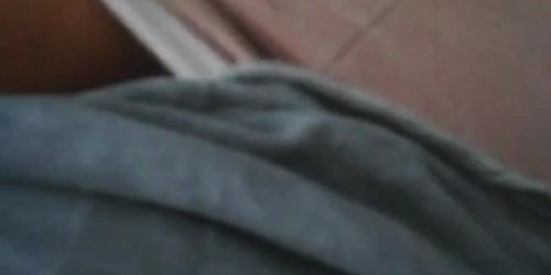 Estudiante gime en su trabajo a medio tiempo