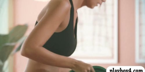 Amazing yoga lessons with huge boobs trainer Khloe Terae