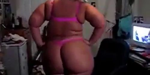 BBW Dancing