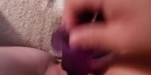 Letting my best friend screw me with dildo