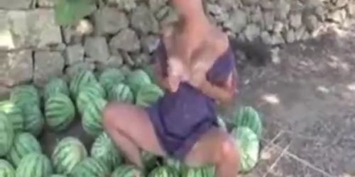 Outdoor Melon Masturbation Nudist Giselda