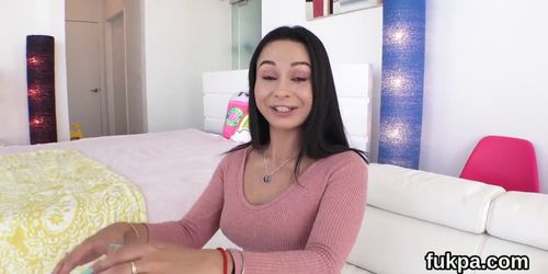 Exquisite bombshell showcases enormous ass and gets ass hole banged