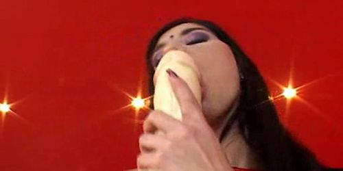 lara stevens - video 1