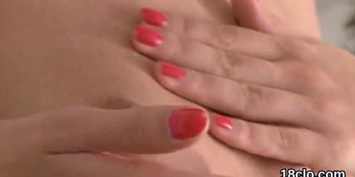 Fervid girl is gaping slim snatch in closeup and cumming