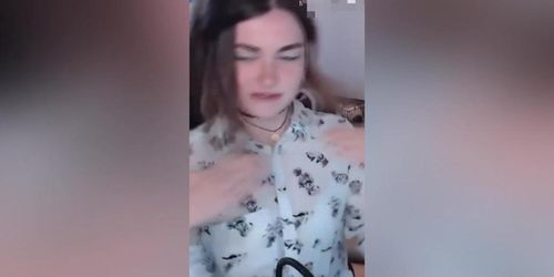AHRINYAN NAUGHTY ON HIS OWN TWITCH STREAMERS