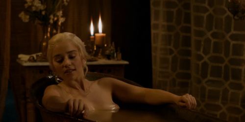 Emilia Clarke nude - Game of Thrones s03e08 - 2013