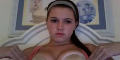 Webcamz Archive - 18yo Girl On Omegle Playing The Game