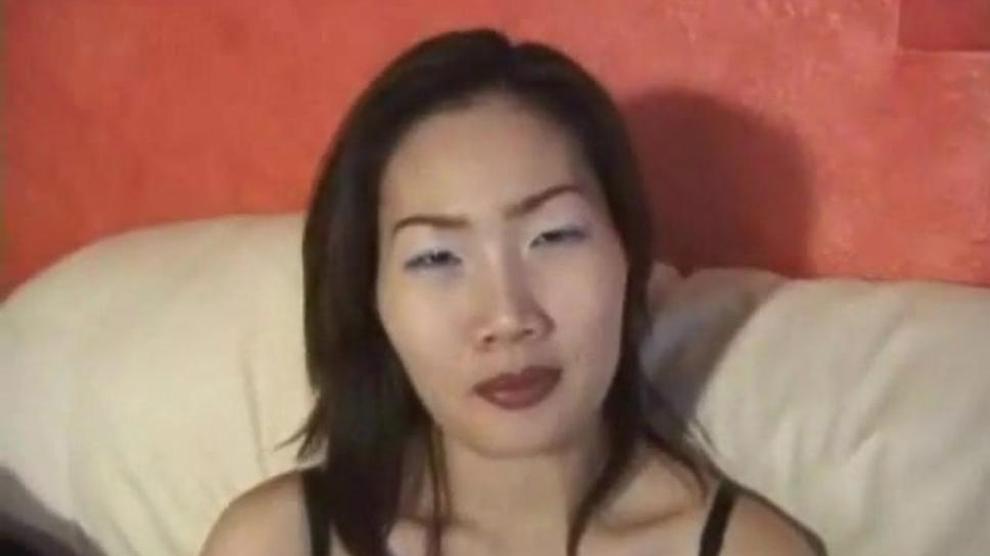 Mr Chews Asian Beaver Asian Bitch Shows Her Tits Porn Videos