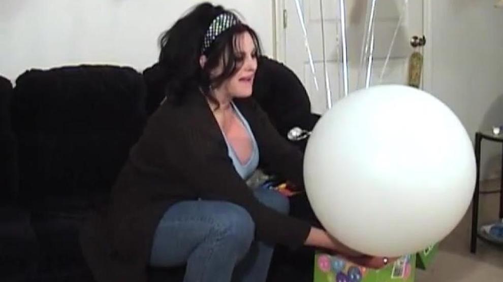 Bambi Blaze Balloon Time Porn Videos