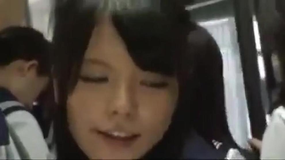 Japonesa Follando En El Autobus