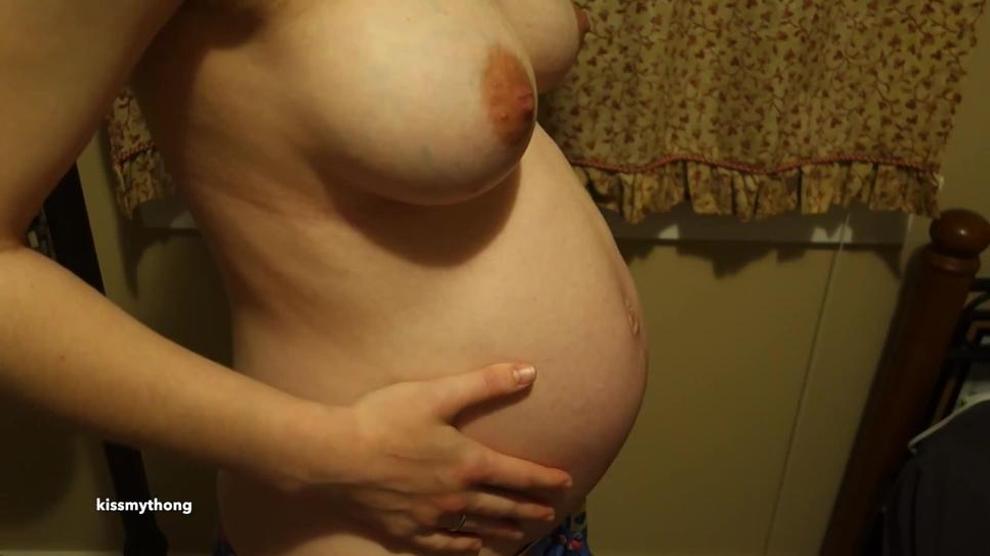 Alien Inside Pregnant Belly Porn Videos