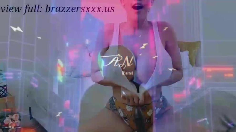 Brazzers Amber S Morning Titjob Amber Alena Porn Videos