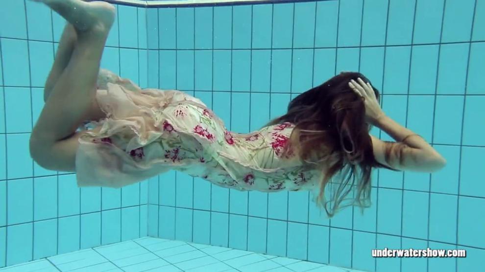 Lucy Gurchenko Strips Underwater And Shows Hairy Vagina Porn Videos