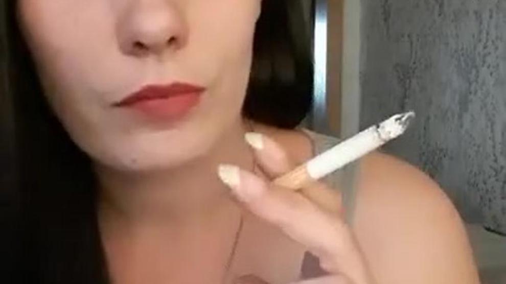 Amazing Young Brunette Girl Smoking Sexy Porn Videos